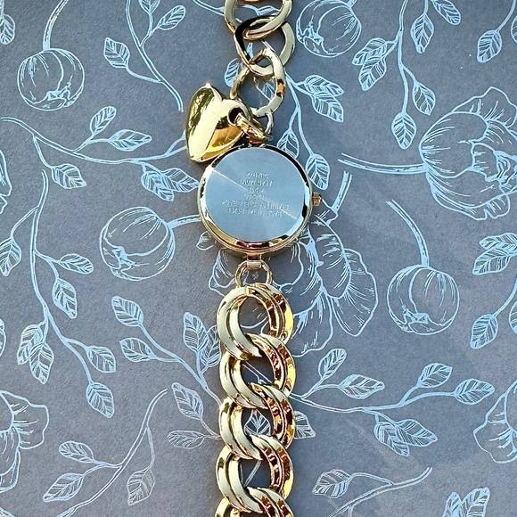 🌟 Anne Klein Gold-Tone Link Bracelet Watch 🌟 - Picture 2 of 4